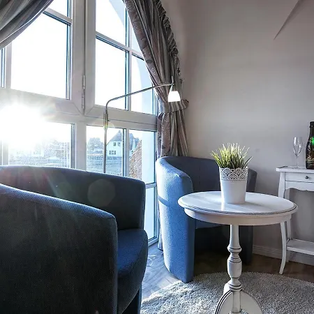 Schilfrohrsaenger 28 * Fuhlendorf