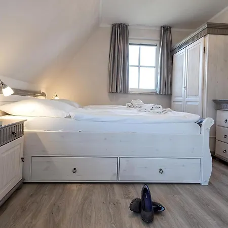 Schilfrohrsaenger 28 * Fuhlendorf