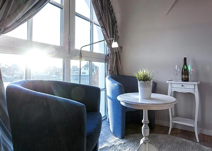 Schilfrohrsaenger 28 * Fuhlendorf (Mecklenburg-Vorpommern)